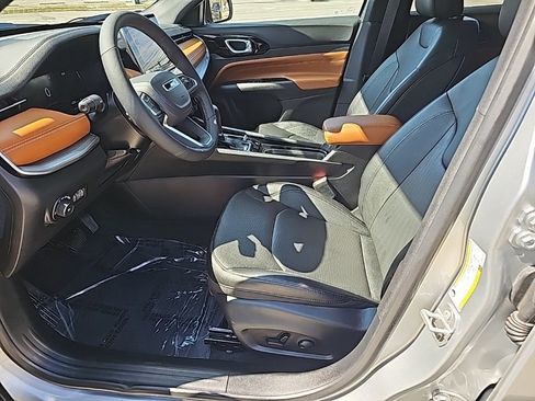 Used 2025 Jeep Compass Limited w/ Elite Group image 15