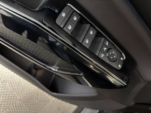 New 2026 Nissan Pathfinder Platinum AWD/4WD image 24