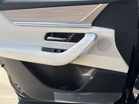 New 2026 MAZDA CX-90 Plug-In Hybrid w/ Premium Plus image 18