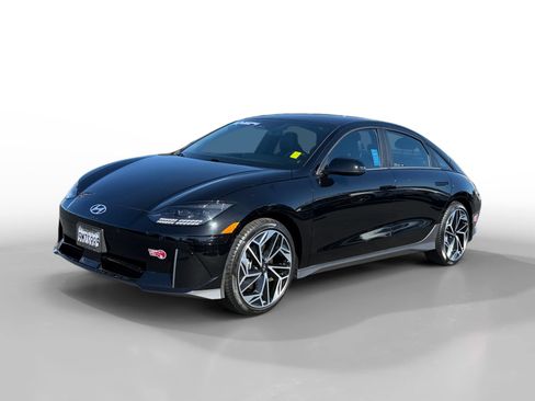 Used 2024 Hyundai Ioniq 6 SEL RWD image 1