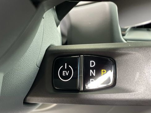 New 2026 Kia EV9 Land w/ Nightfall Edition Package image 31