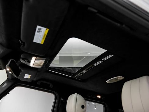 Used 2025 Mercedes-Benz G 63 AMG 4MATIC image 9