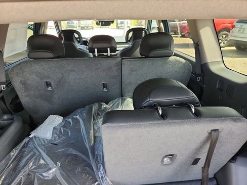 New 2026 Kia EV9 Wind image 26