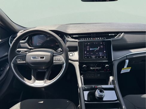 New 2026 Jeep Grand Cherokee Laredo X RWD image 23
