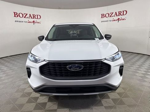 New 2026 Ford Escape Active image 2