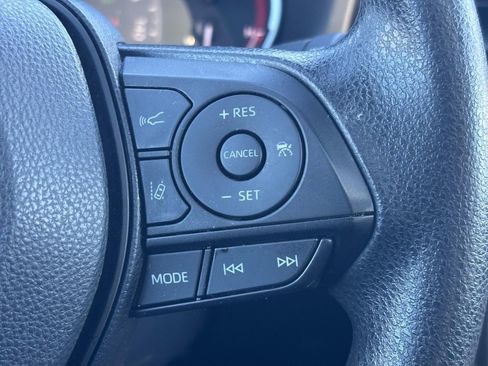 Used 2024 Toyota RAV4 XLE image 28