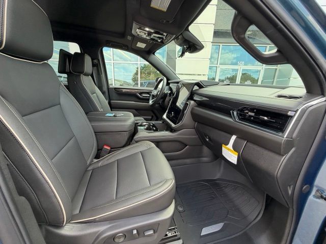 New 2026 GMC Yukon Elevation w/ Elevation Premium Package AWD/4WD image 23