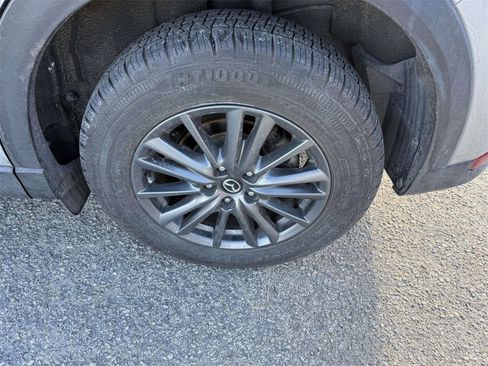 Used 2021 MAZDA CX-5 Touring image 11