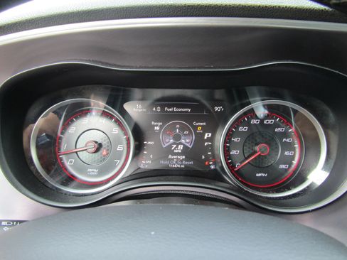 Used 2020 Dodge Charger Scat Pack RWD image 31