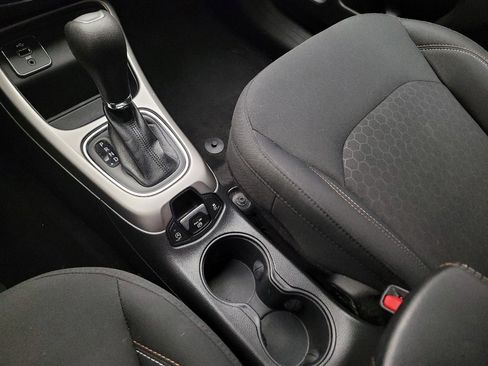 Used 2018 Jeep Compass Sport w/ Tech Group FWD image 26