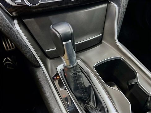 Used 2022 Honda Accord Sport image 12