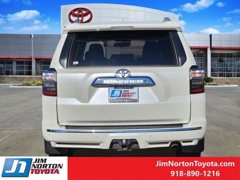 Used 2021 Toyota 4Runner Limited image 8