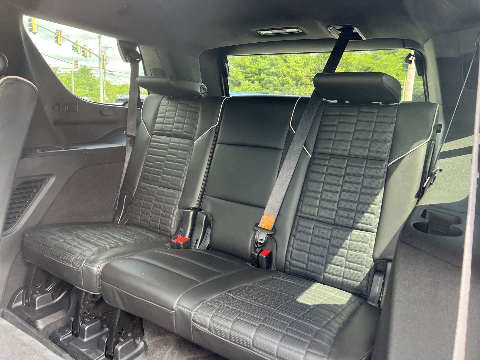 Used 2023 Cadillac Escalade Sport Platinum w/ Heavy-Duty Trailer Package AWD/4WD image 25