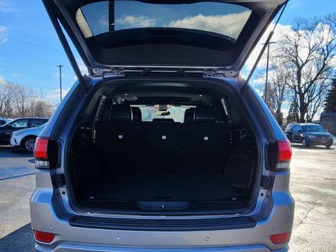 Used 2020 Jeep Grand Cherokee Altitude image 16