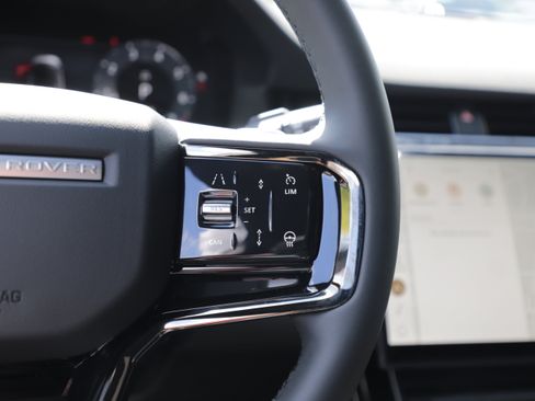 New 2026 Land Rover Range Rover Evoque S AWD/4WD image 24
