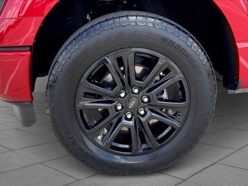 Used 2025 Ford F150 Platinum image 19