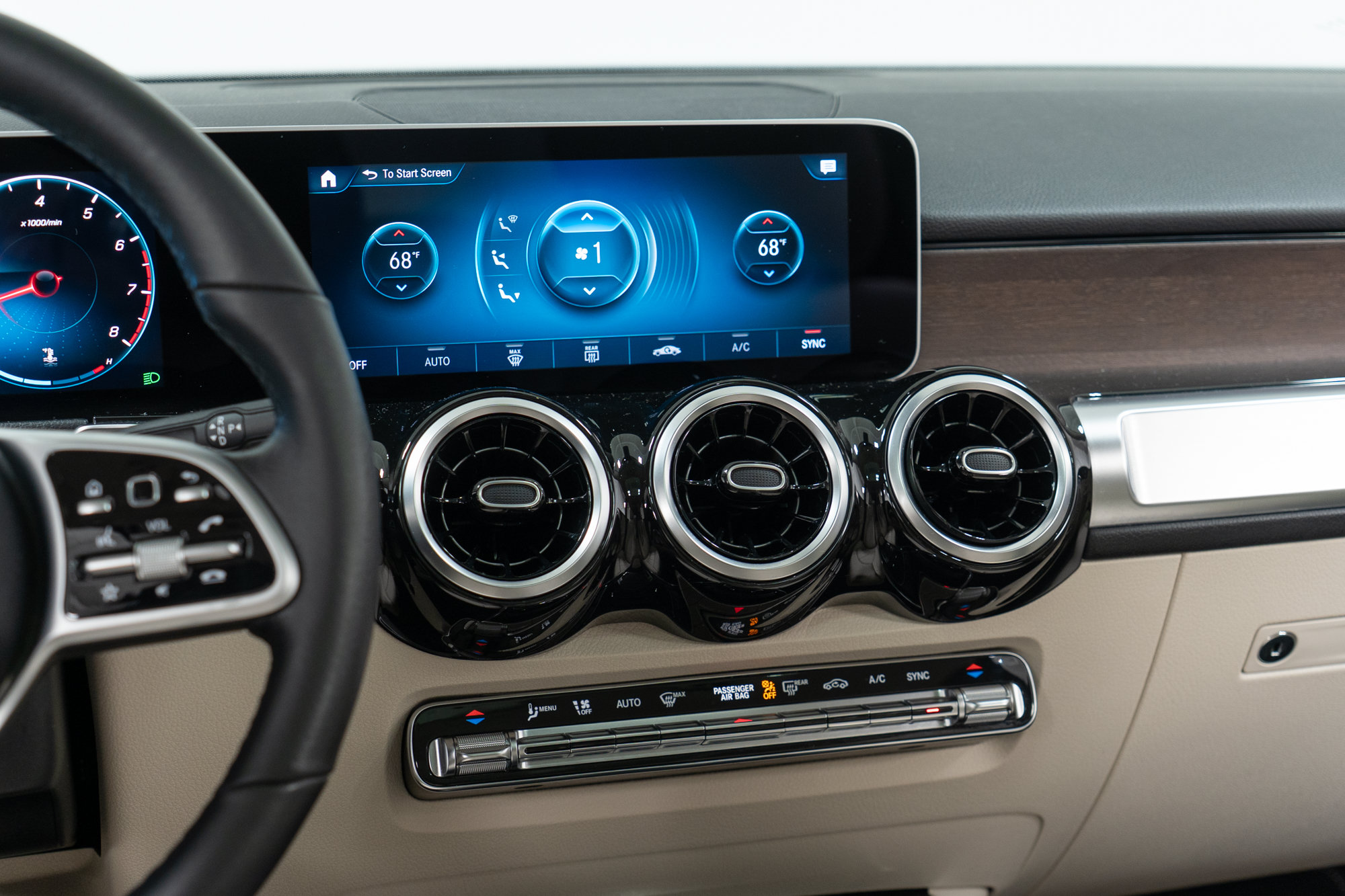 Certified 2020 Mercedes-Benz GLB 250 4MATIC image 19
