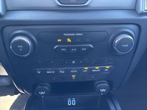 Used 2023 Ford Ranger XLT w/ Equipment Group 302A High AWD/4WD image 25
