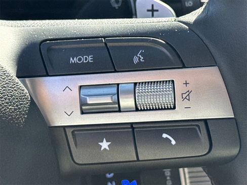 Used 2025 Hyundai Kona Limited image 26