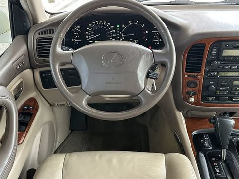 Used 1998 Lexus LX 470 4WD image 16