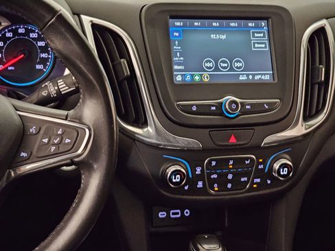 Used 2019 Chevrolet Equinox LT AWD/4WD image 17