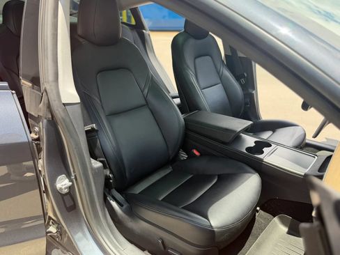 Used 2021 Tesla Model 3 Standard Range Plus RWD image 23