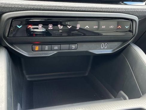 New 2026 Jeep Cherokee Laredo AWD/4WD image 15