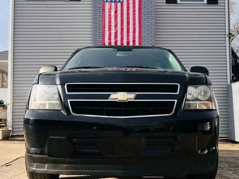Used 2009 Chevrolet Tahoe 4WD Hybrid image 2