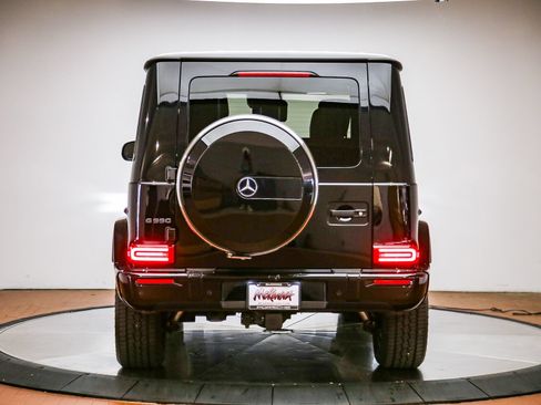 Used 2025 Mercedes-Benz G 550 image 3