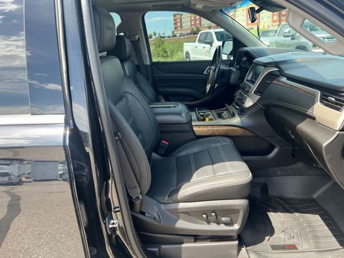 Used 2019 GMC Yukon Denali w/ Denali Ultimate Black Edition AWD/4WD image 31