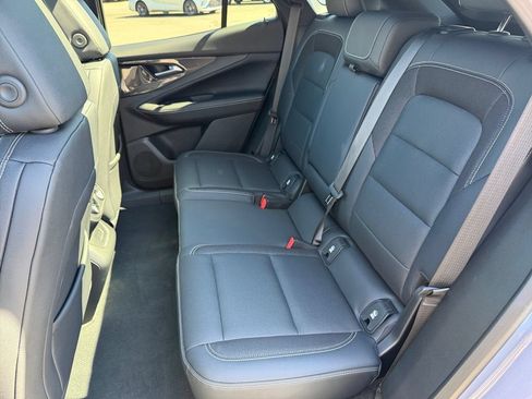 Certified 2024 Chevrolet Blazer EV LT AWD/4WD image 33