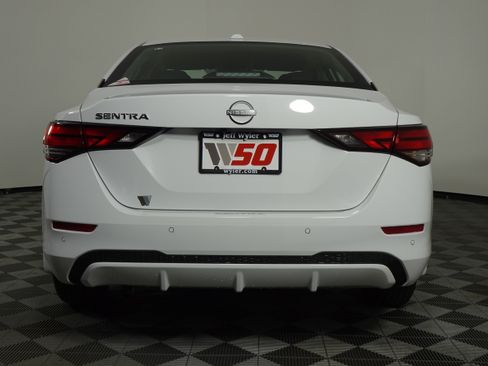 New 2025 Nissan Sentra SV w/ All-Weather Package image 12