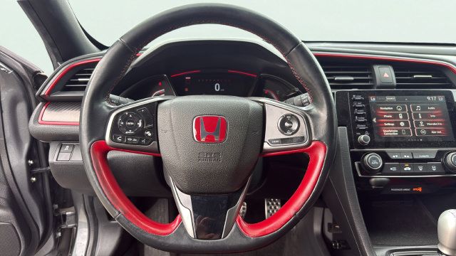 Used 2019 Honda Civic Type R image 11