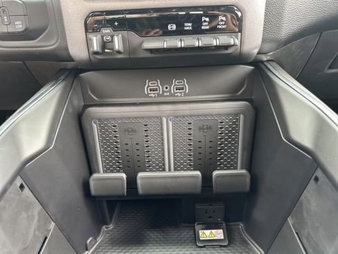 New 2025 RAM 2500 Big Horn image 51