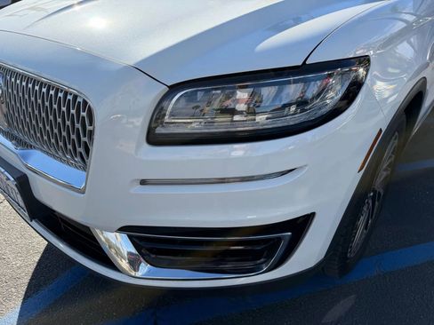 Used 2020 Lincoln Nautilus Reserve image 4