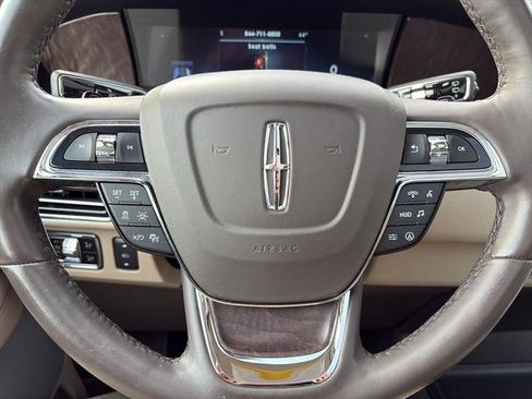 Used 2024 Lincoln Navigator L Reserve image 20