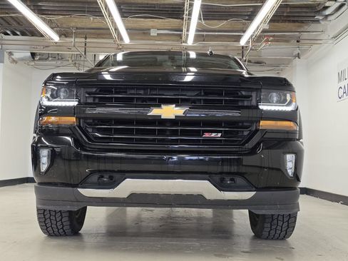 Used 2017 Chevrolet Silverado 1500 LT w/ All Star Edition AWD/4WD image 3