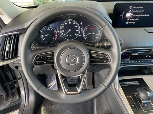 New 2026 MAZDA CX-90 3.3 Turbo w/ Preferred Package AWD/4WD image 25