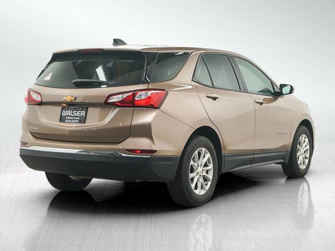 Used 2018 Chevrolet Equinox LS FWD image 5