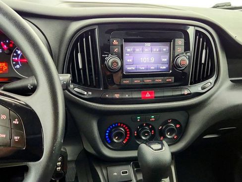Used 2021 RAM ProMaster City Tradesman FWD image 15