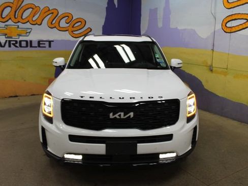 Used 2022 Kia Telluride SX AWD/4WD image 3