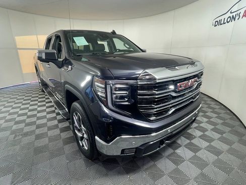 Used 2022 GMC Sierra 1500 SLT w/ SLT Premium Plus Package image 10