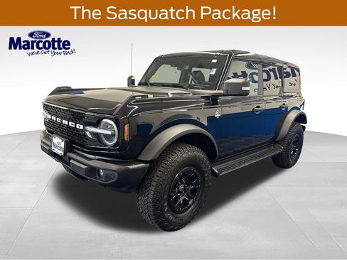 Certified 2025 Ford Bronco Outer Banks w/ Sasquatch Package AWD/4WD image 1