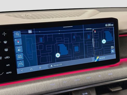 Used 2024 Kia EV9 Land image 22