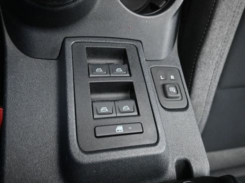 Certified 2022 Ford Bronco Base image 31