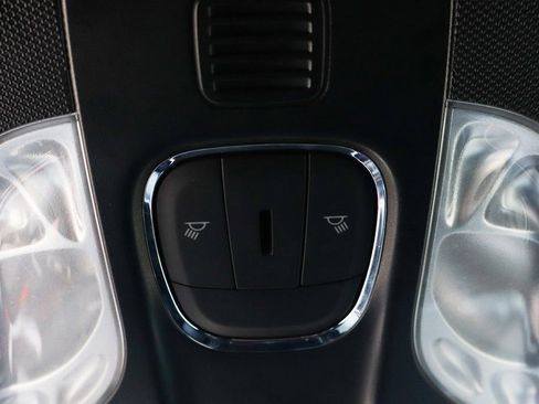 Used 2023 Jeep Compass Latitude image 26