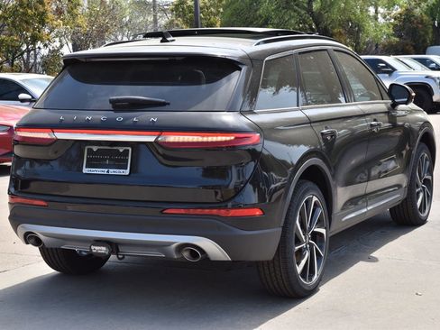 New 2026 Lincoln Corsair Reserve w/ Towing Package image 7