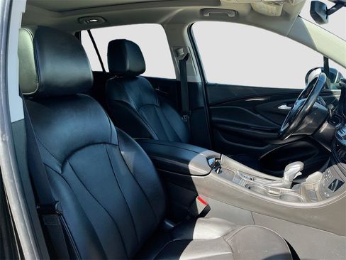 Used 2020 Buick Envision Essence image 29