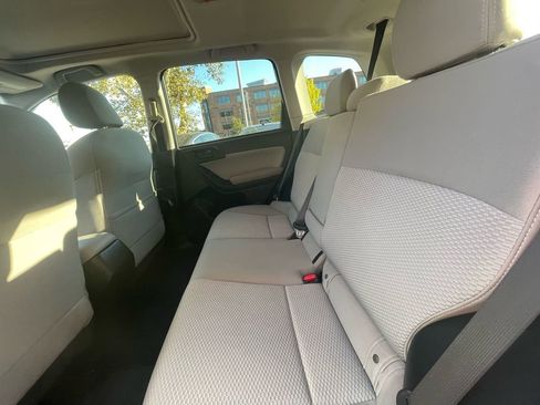 Used 2017 Subaru Forester 2.5i Premium w/ Popular Package #2A image 17