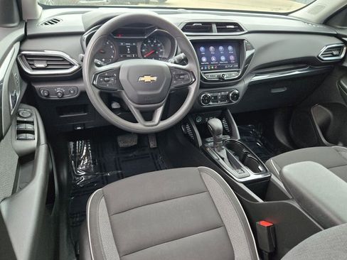 Used 2021 Chevrolet TrailBlazer LT w/ Convenience Package FWD image 15
